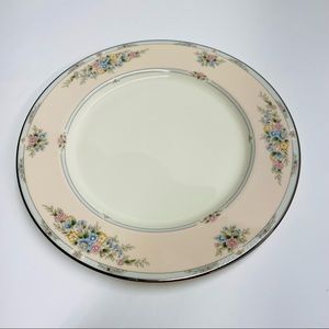 Gorham Weddington 10 5/8 inches dinner plate floral with silver trim Elegant
